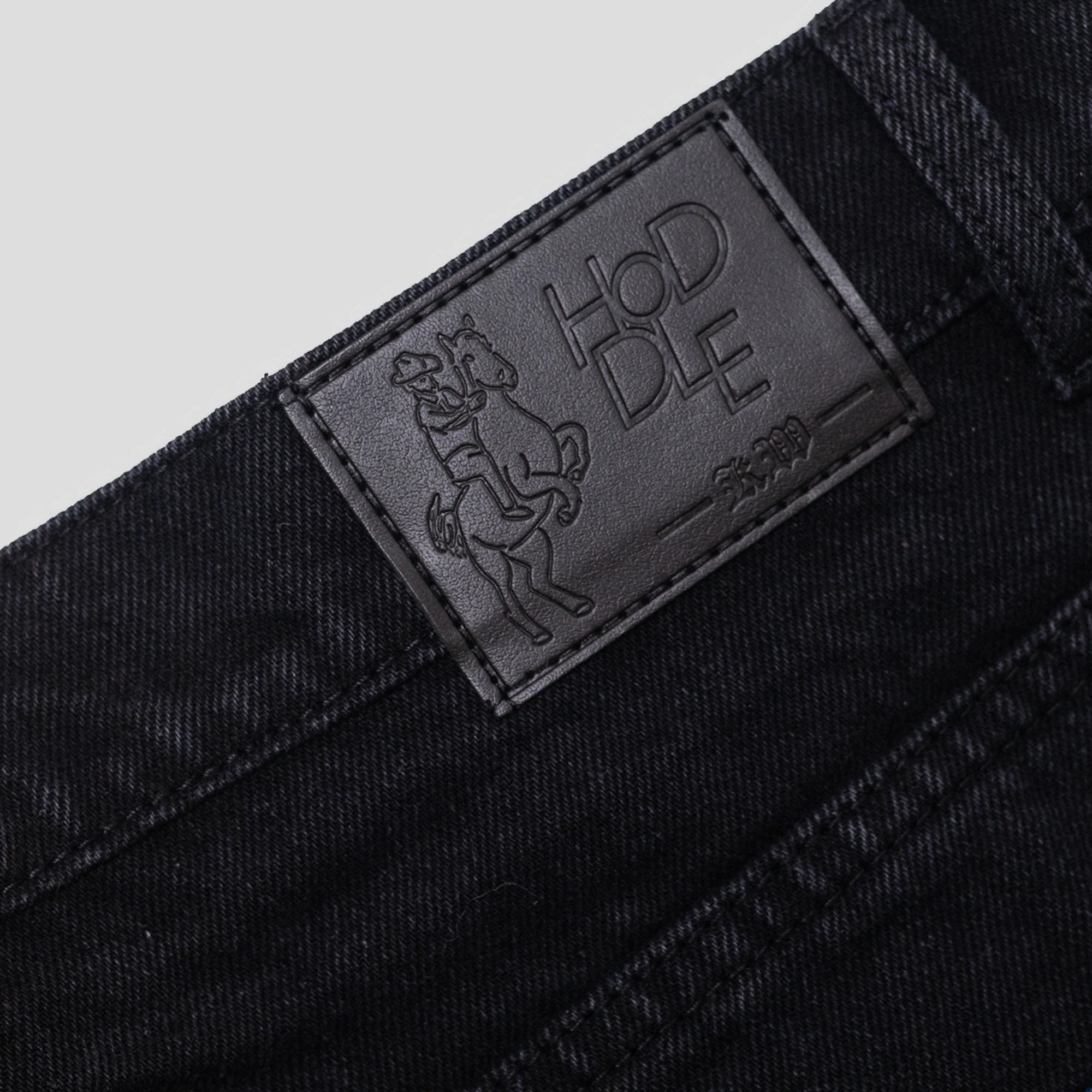 Hoddle Carpenter Heart Jean Short - Black / Indigo - Image 5