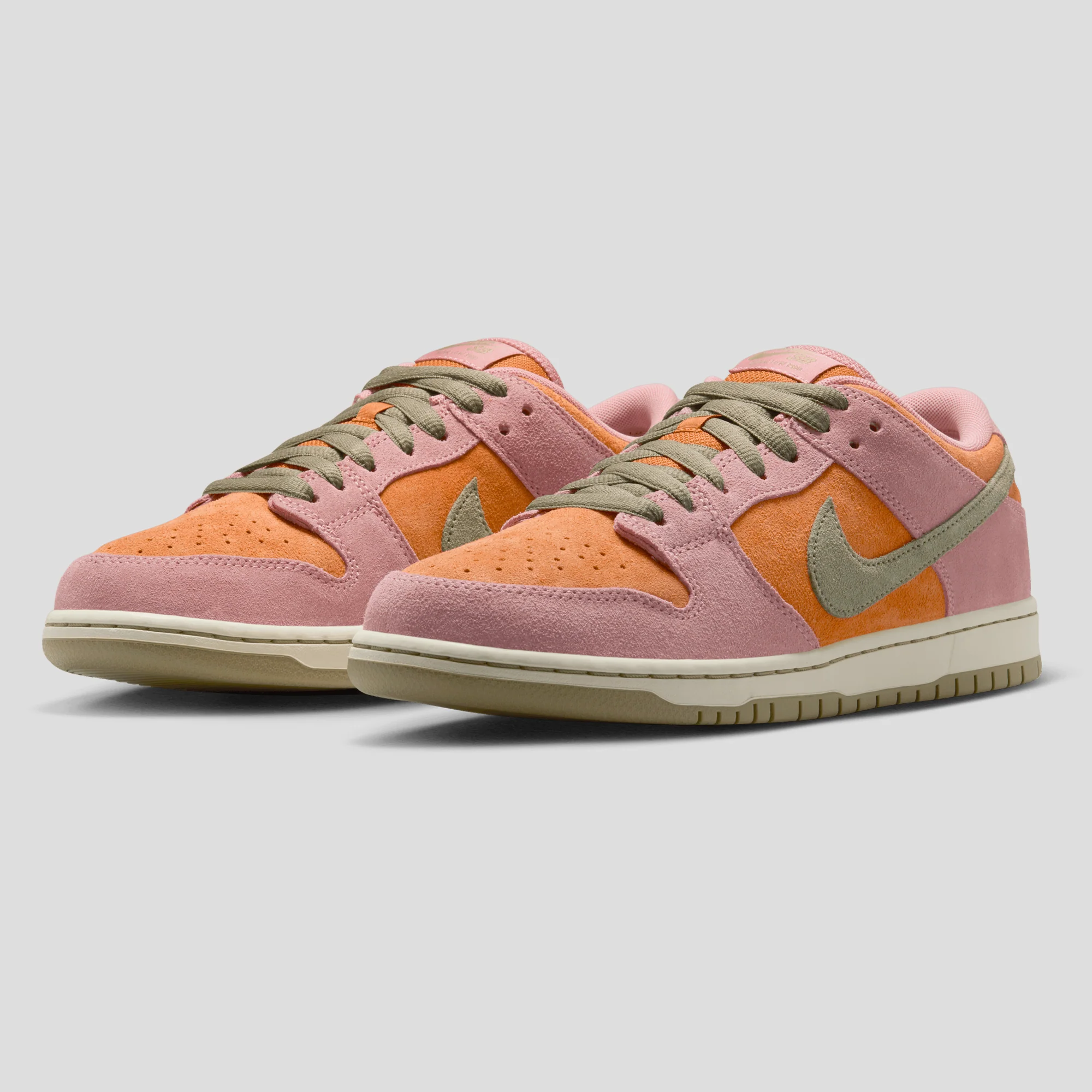 Nike SB Dunk Low Pro - Aurora - Image 2