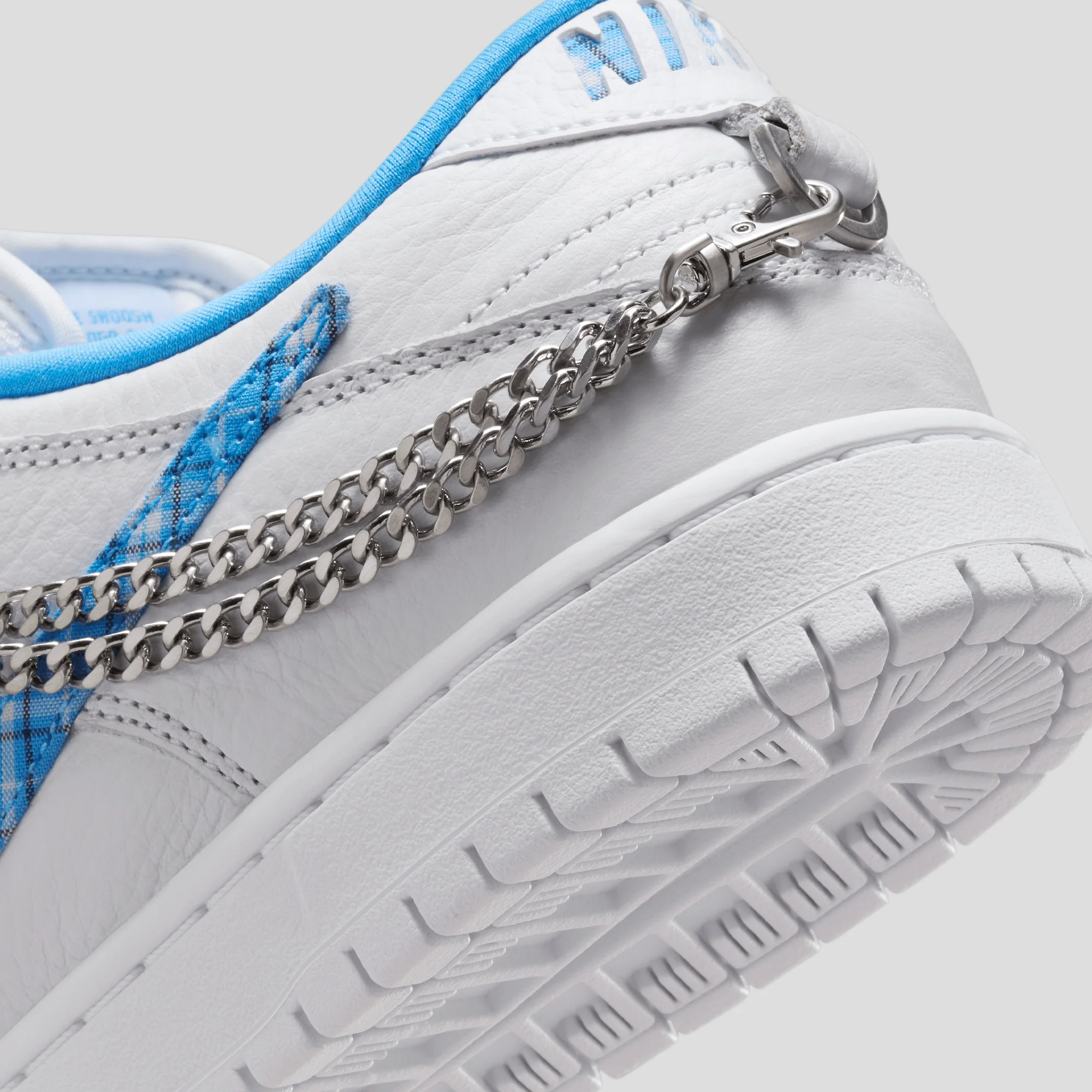 Nike SB Dunk Low Pro Nicole Hause - White/ University Blue - Image 3