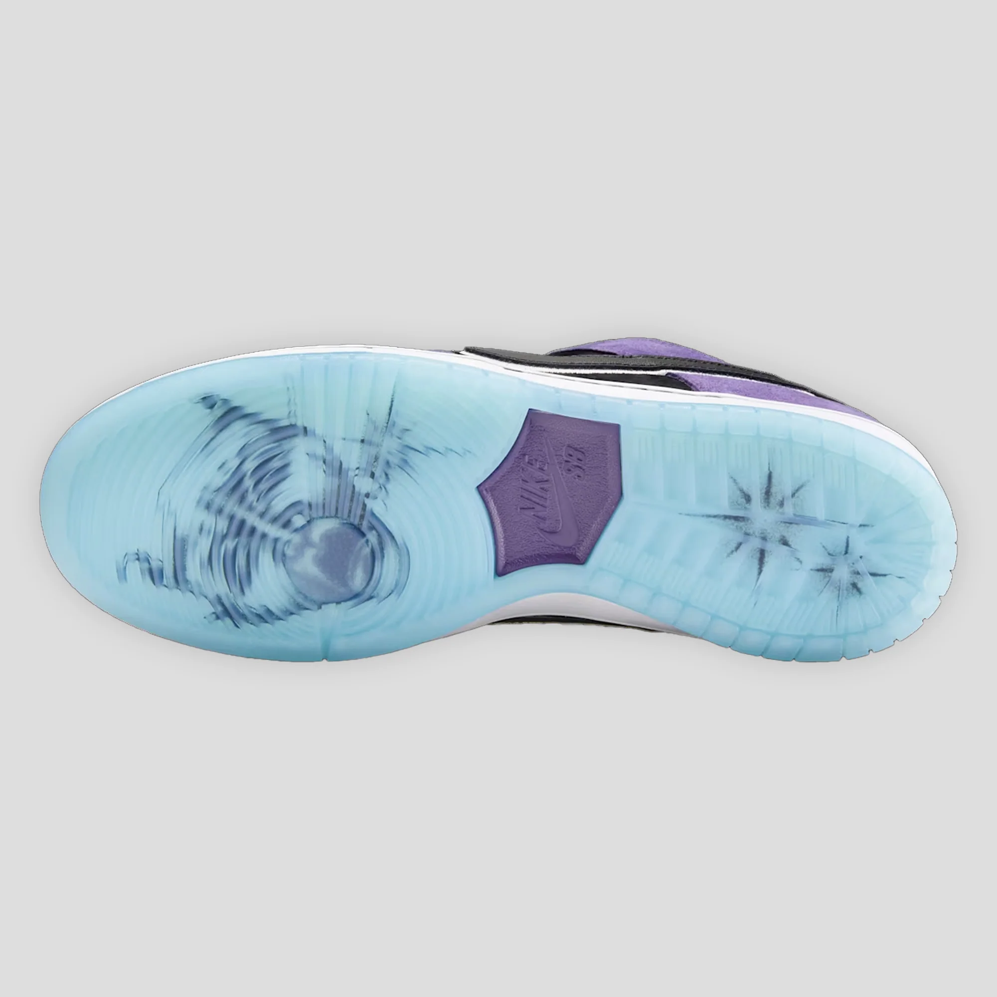 Nike SB Dunk Low Pro x Hayley Wilson - Black / Court Purple - Image 4