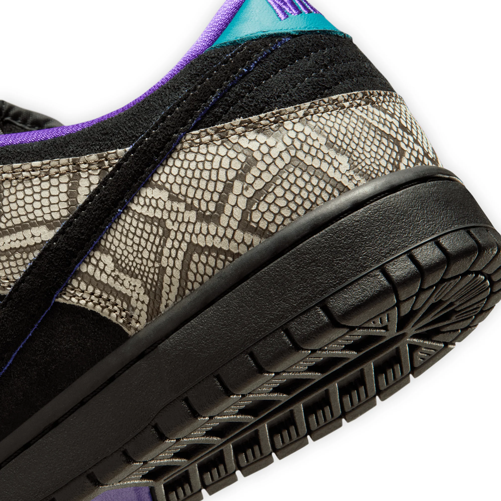 Nike SB Dunk Low x Dashawn Jordan - Bright Spruce - Image 7