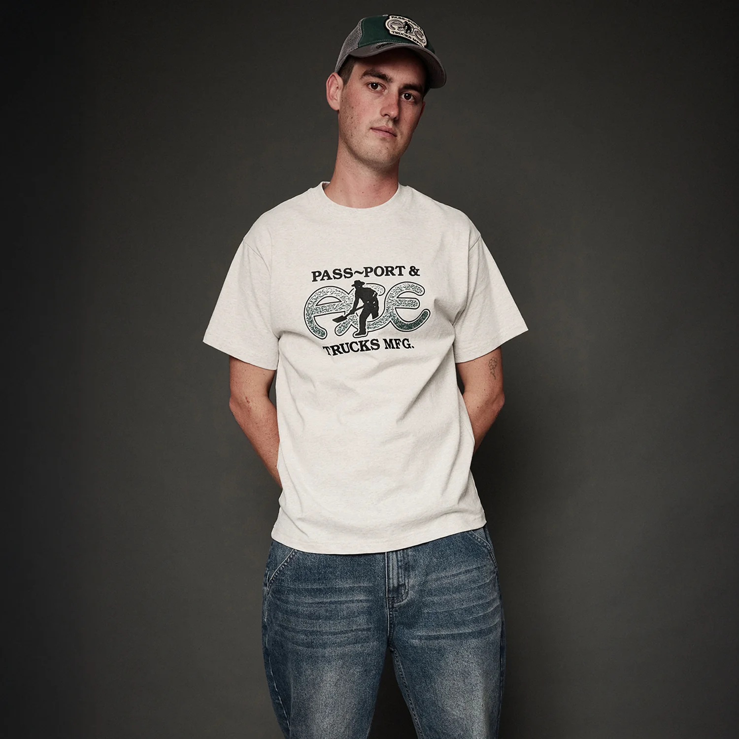 Pass~Port & Ace Trucks MFG Hammertone Tee - Ash - Image 3