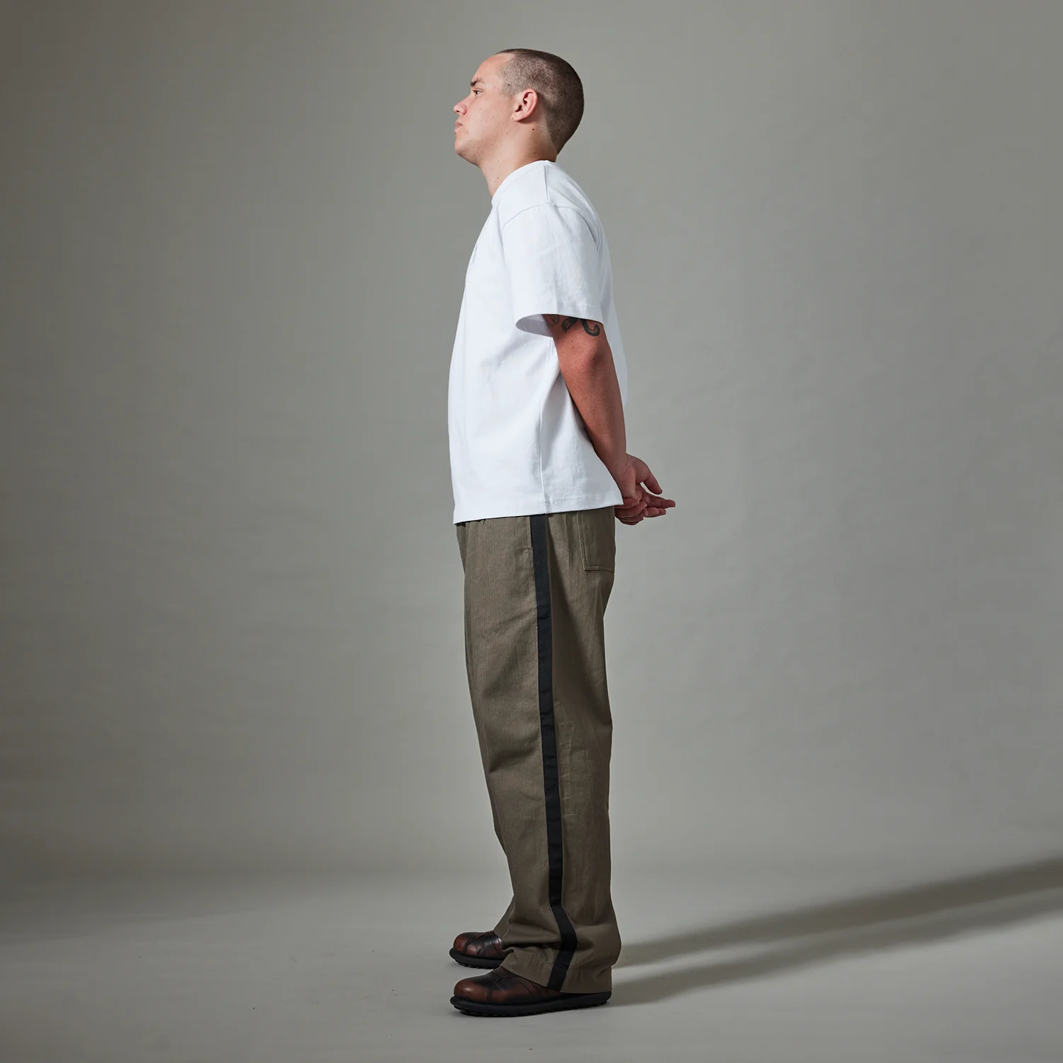 Pass~Port Herringbone Leagues Club Stripe Pant - Olive / Black - Image 4