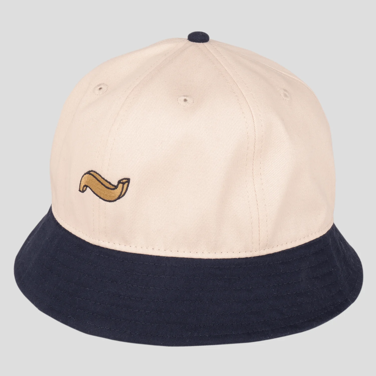 PASS~PORT "TILDE" BUCKET HAT NAVY