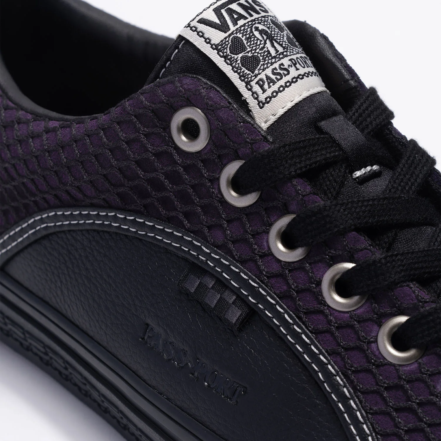 Vans & Pass~Port Skate Lampin - Black/Night Shade - Image 3